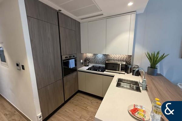Studio | Furnished | Partial Sea View