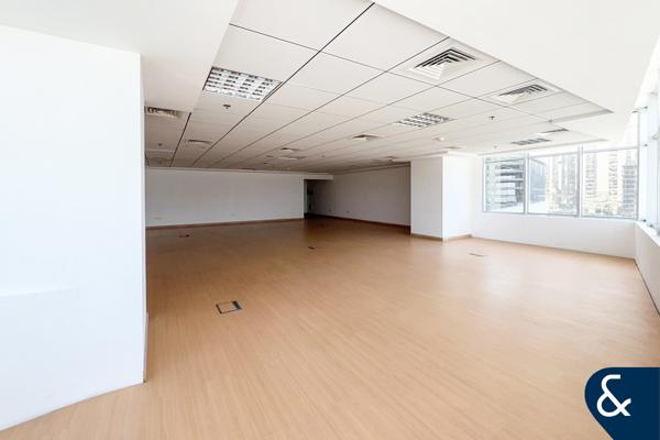 Unfurnished | Fitted | Close to Metro
