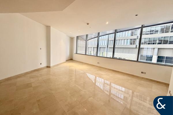 Large - Unfurnished - 2 - bed Sky Gardens
