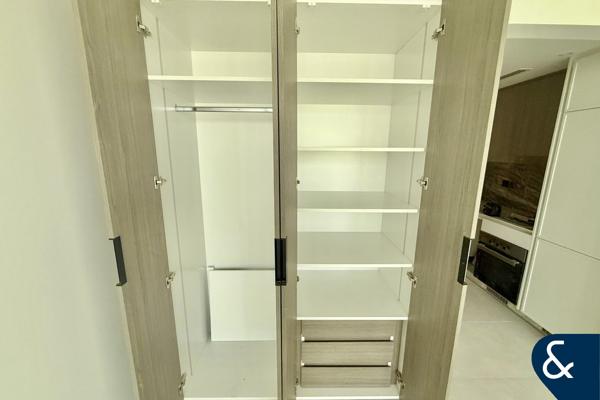 Mid Floor | Boutique Building | Premium