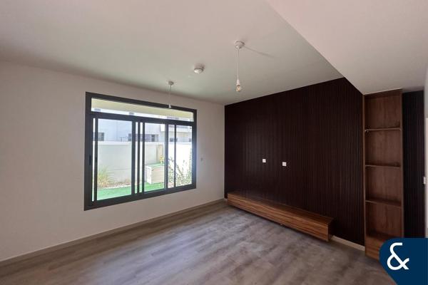 Modern | Upgraded | Vacant Now | Town Square
