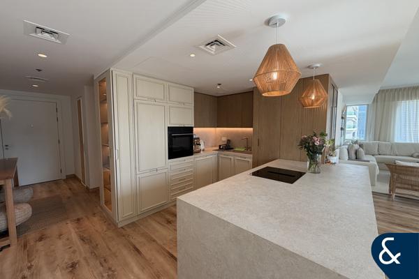 Exclusive | 2 Bed | Renovated | VOT | EMAAR