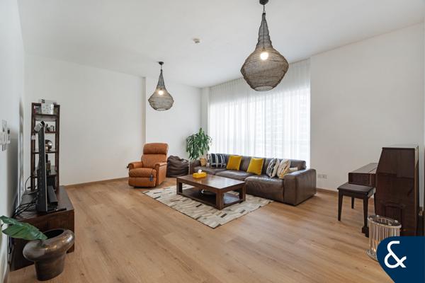 Fully Upgraded | Marina View | Vacant