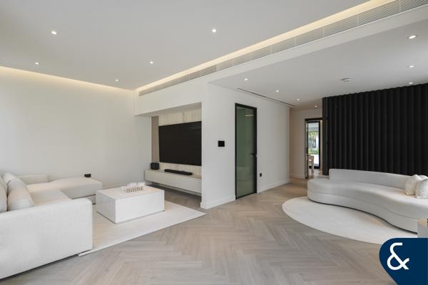 High Spec Renovation | Extended | Exclusive