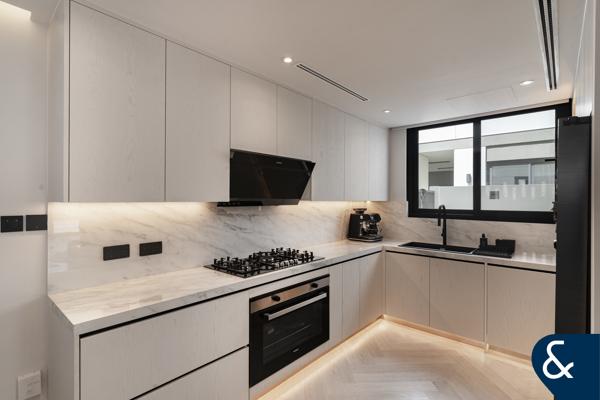 High Spec Renovation | Extended | Exclusive