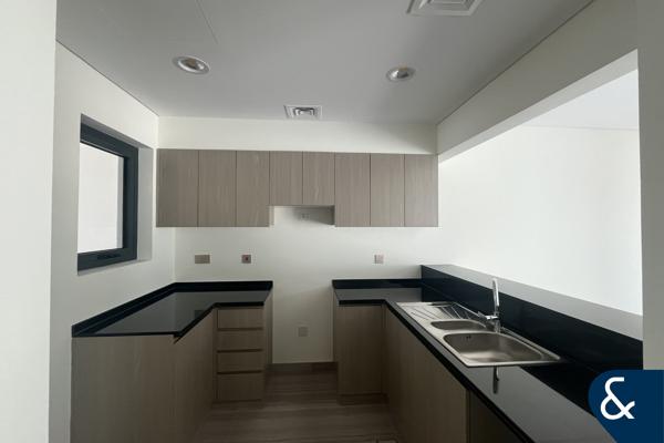 Brand New | Park Residence 4 | Townhouse