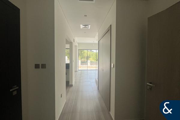 Brand New | Park Residence 4 | Townhouse