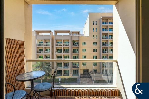 Fully Renovated | Vacant | Furnished | 1 Bed