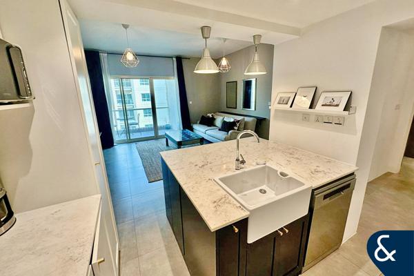 Fully Renovated | Vacant | Furnished