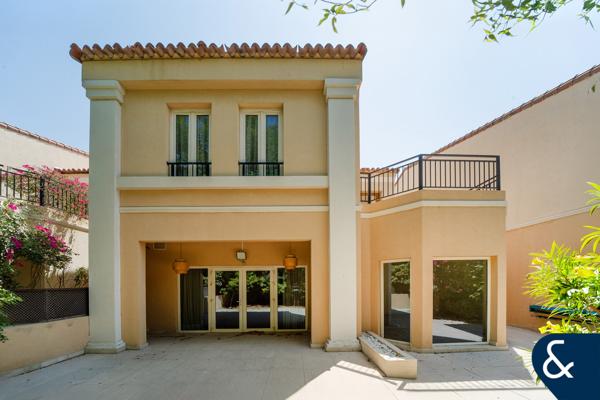 Fully Upgraded | Third Floor | Prime Location
