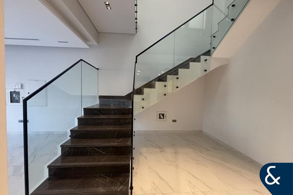 Spacious | Park Backing | Modern Interior