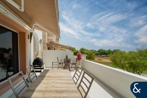 Stunning Three Bedroom Townhouse with Golf Course View