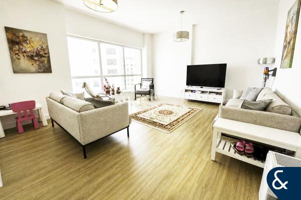 Vacant | High Floor | Upgraded
