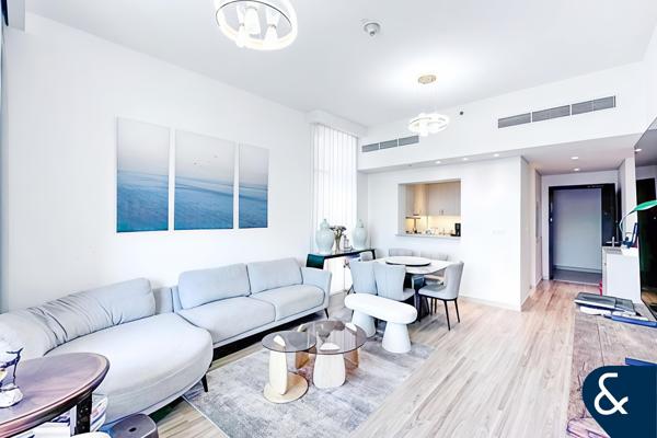 2 Bed | Balcony | Vacant Now | Downtown