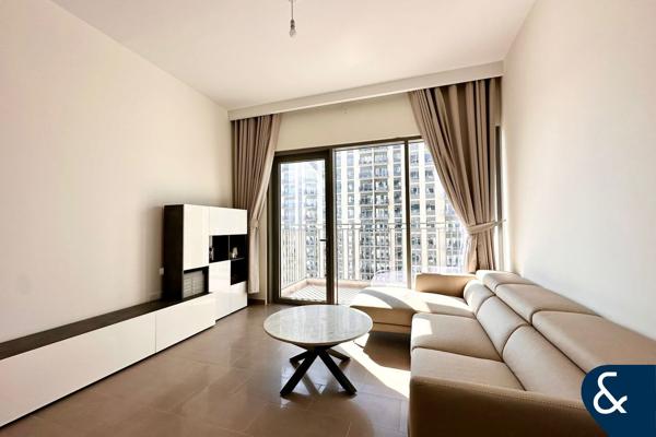 1 Bed | Vacant On Transfer | Mid Floor