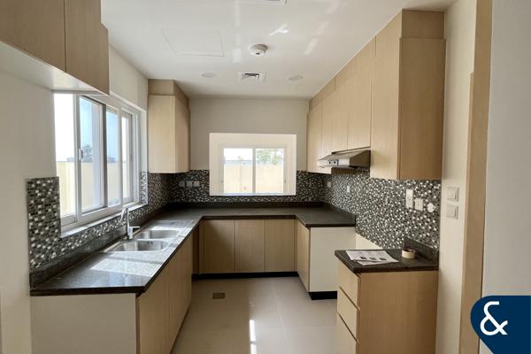 Single row | 3 Bed + maid | Standalone villa