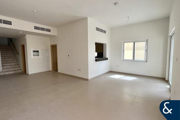 Single row | 3 Bed + maid | Standalone villa