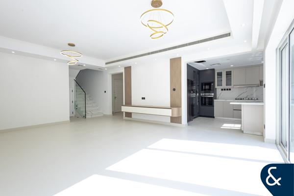 Fully Upgraded | Vacant | Luxury Finish