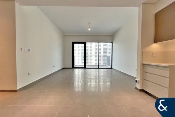 1 Bedroom | Vacant Now | Pool View |