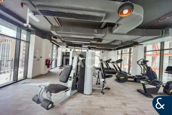 BURJ KHALIFA VIEW | 3 BED | FURNISHED |