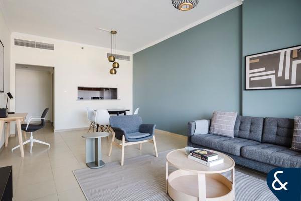 Spacious Layout | Fully Furnished | Bright