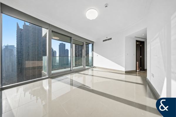 Great Location | Bright Apt | Dubai Mall