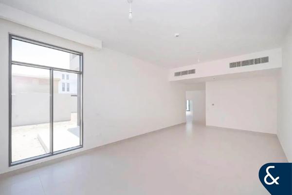 Twin Villa | Vacant Now | Close to Beach