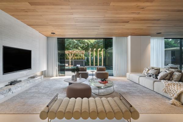 Fully Upgraded | Six Bedrooms | Furnished
