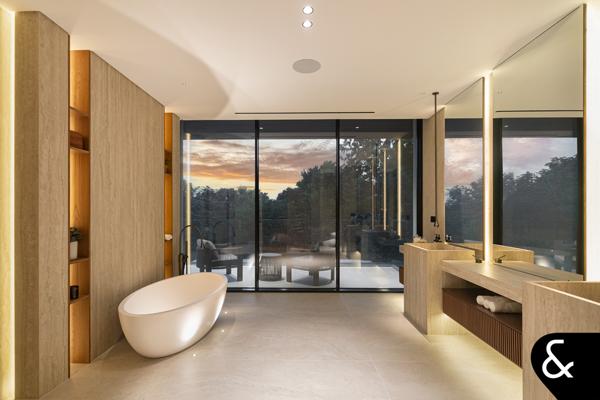 Fully Upgraded | Six Bedrooms | Furnished - Image 23