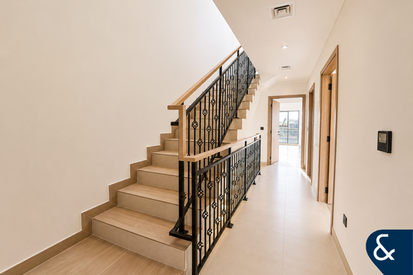 TRUE CORNER | PRIME PLOT | CLOSE TO HUB