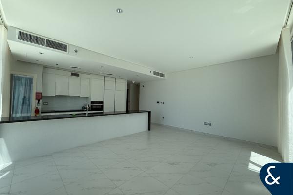 Lagoon View | 2 Bed + Maids | District One