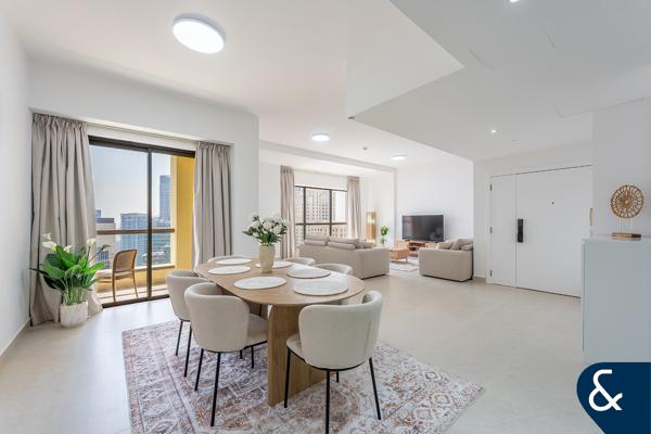 Renovated | Vacant | Marina View |Best Layout