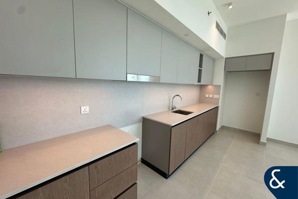 Vacant Unit | Corner Layout | Burj Views