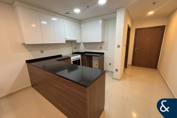 VACANT NOW  |   SPACIOUS  |  1 BEDROOM