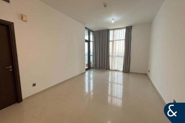 VACANT NOW  |   SPACIOUS  |  1 BEDROOM