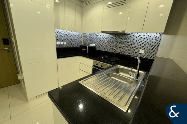 High Standard | Furnished | Balcony | 1 Bed