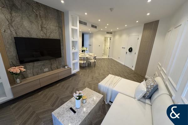 Modern | 3 Bedroom | Upgraded | Furnished