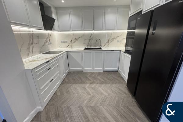 Modern | 3 Bedroom | Upgraded | Furnished