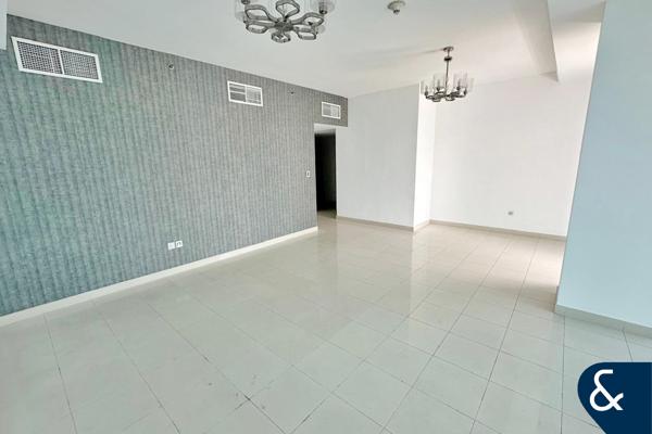 Canal view | 2 Bed + Maids | Closed Kitchen