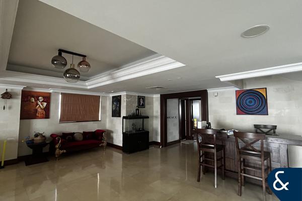 Penthouse | Half Floor | Duplex | 4 Beds