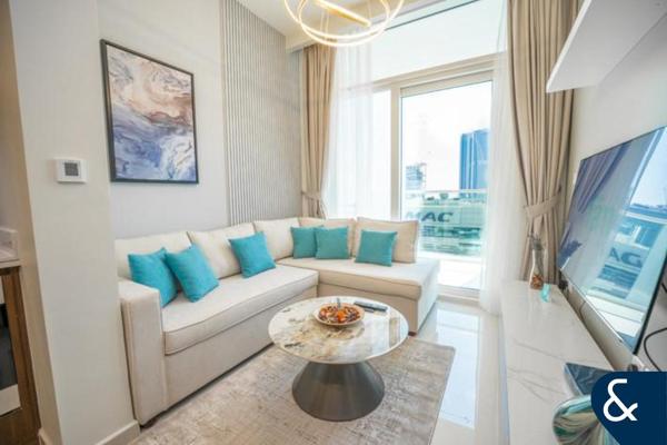 One Bedroom | Canal View | Reva Residences
