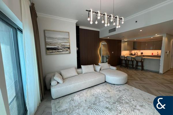 Fully Upgraded | Views of Marina | 2 Bedrooms
