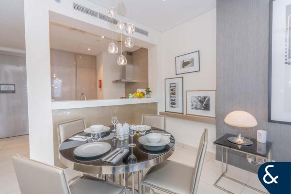 Luxury Apartment | Paramount Towers | Business Bay