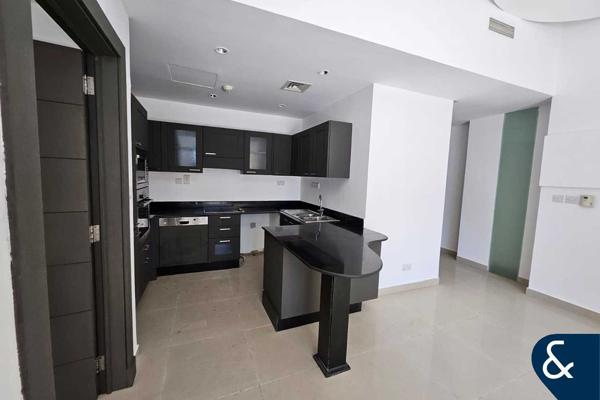 Close to metro | Investment | Large layout