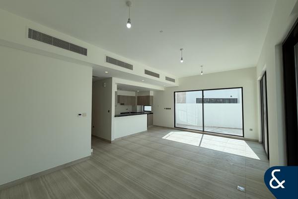 Brand New  | Unfurnished 6 +Maids  | Vacant