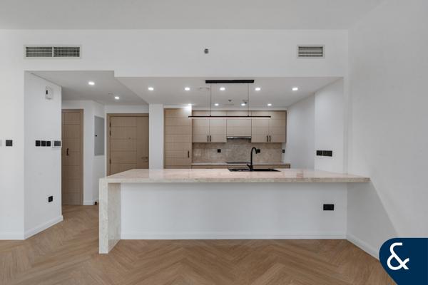 Fully Upgraded | Vacant | Converted 1 Bed