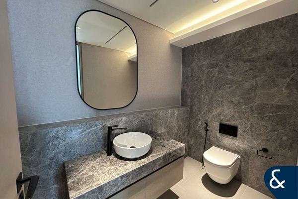 Park Backing | Landscaped | Appliances