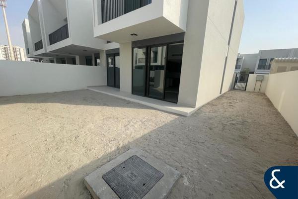 Green Belt | Modern Build | Spacious |