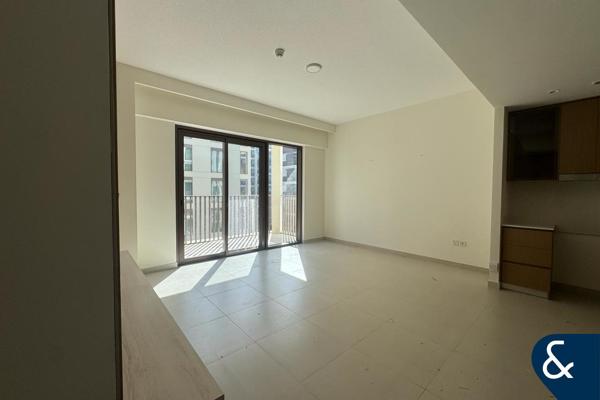 2 Bed | Unfurnished (Upgraded) | Vacant now