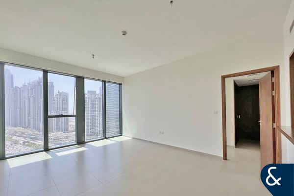 Large Layout | Vacant Now | Prime Location